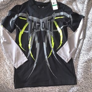 TAPOUT Youth Long Sleeve -NWT